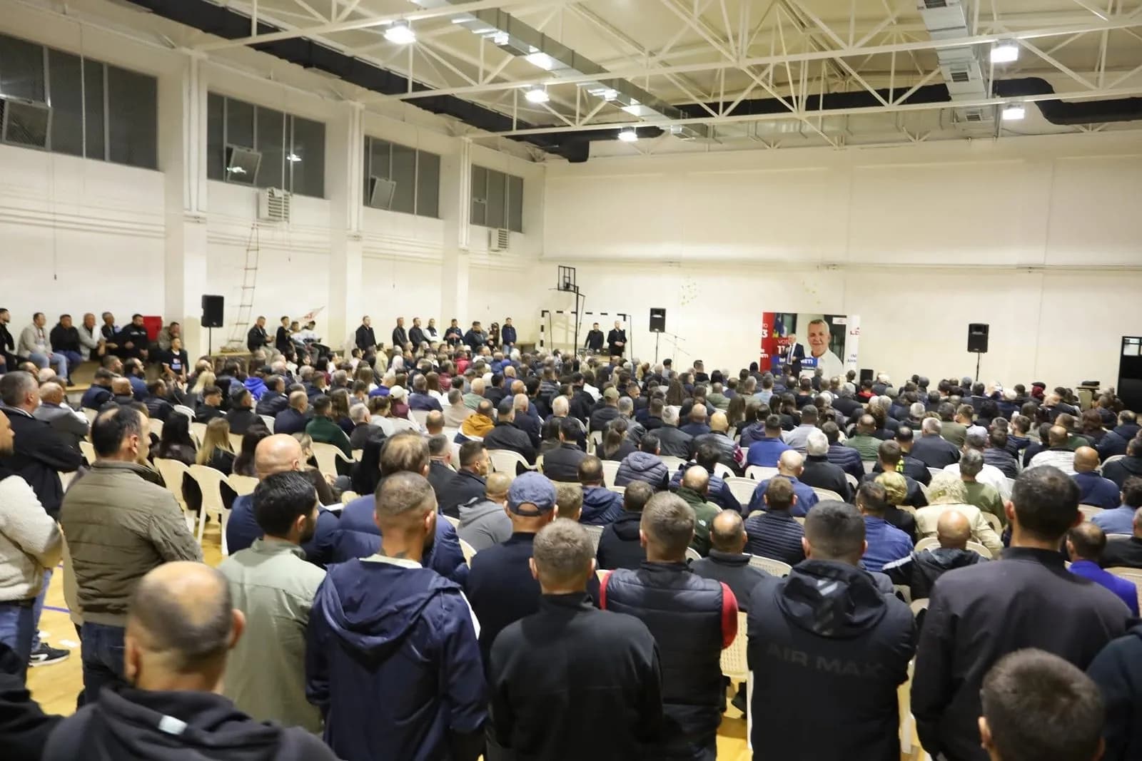 Rufci në këmbë edhe për një mandat për Imri Ahmetin: Mbështetje masive për rifitoren e 12 tetorit