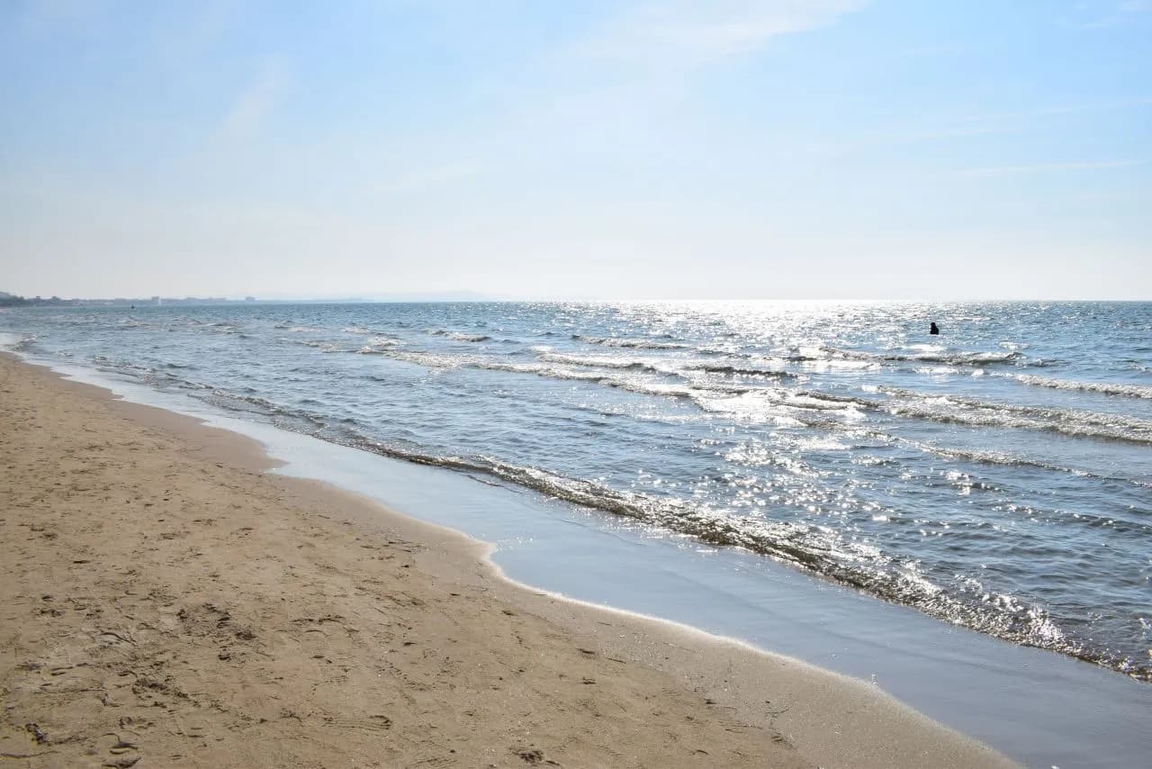 Mbytet një i moshuar në detin e Durrësit