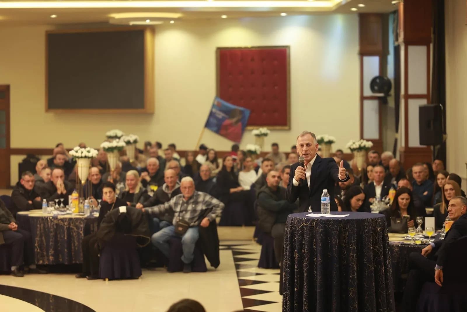 Pak orë nga zgjedhjet, Besnik Osmani merr mbështetje të jashtëzakonshme nga Sllatina, Harilaçi e Henci