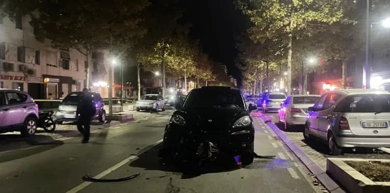 Aksidenti i rëndë në Vlorë, vdes një 17 vjeçar