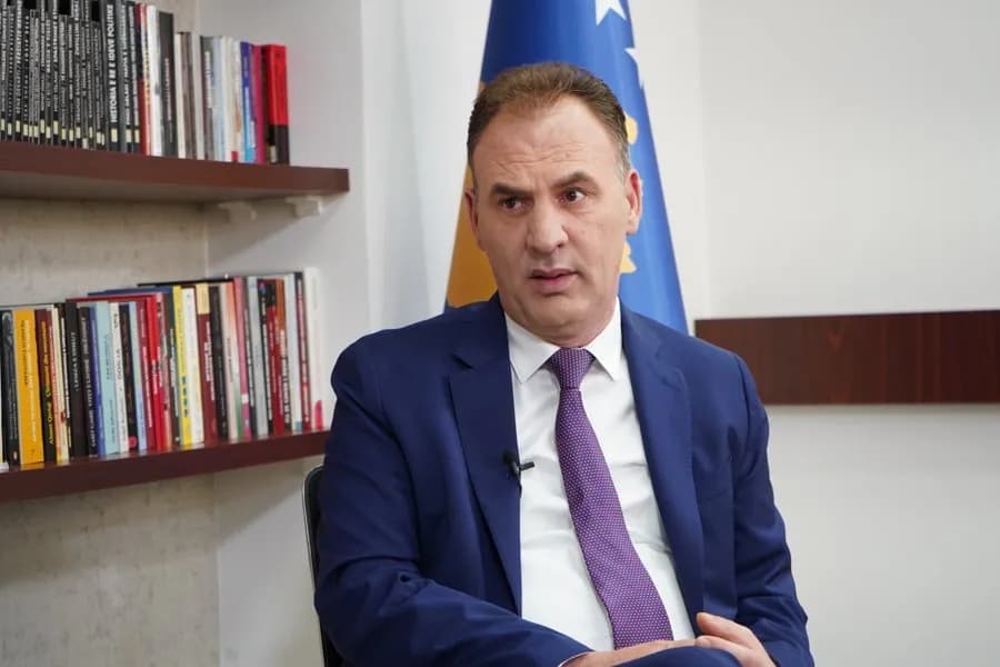 Limaj: Dimal Basha duhet të japë dorëheqje