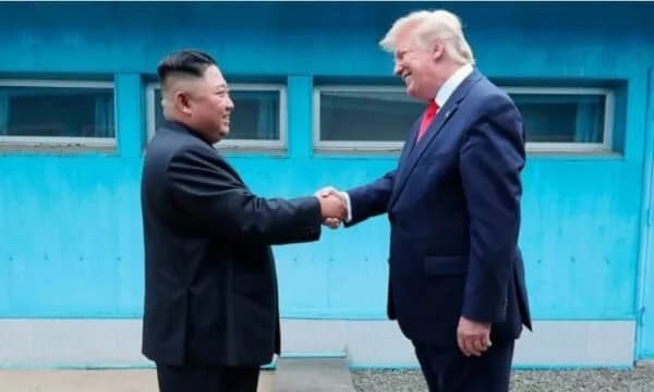 Presidenti Trump: Dua të takohem me Kim Jong-un