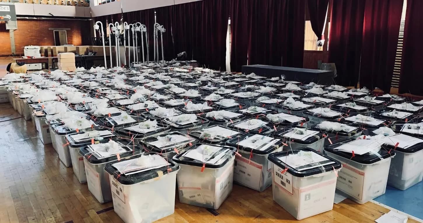 Vazhdon numërimi i votave nga diaspora në QNR