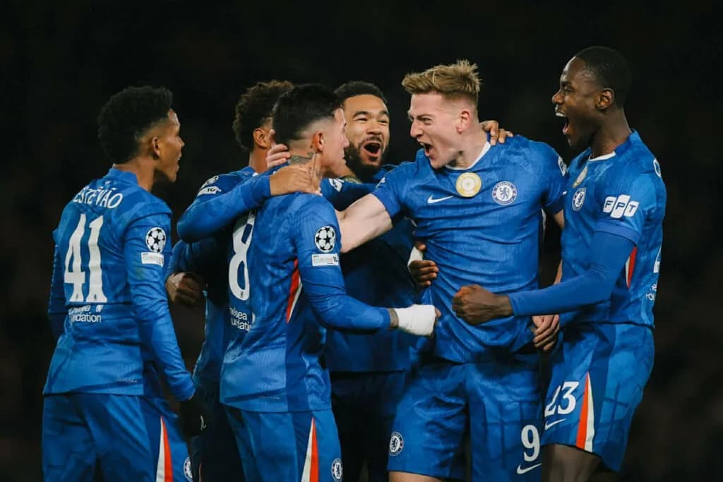 Sonte u “lig” edhe Flick, Chelsea i tregon madhështinë Barcelonës