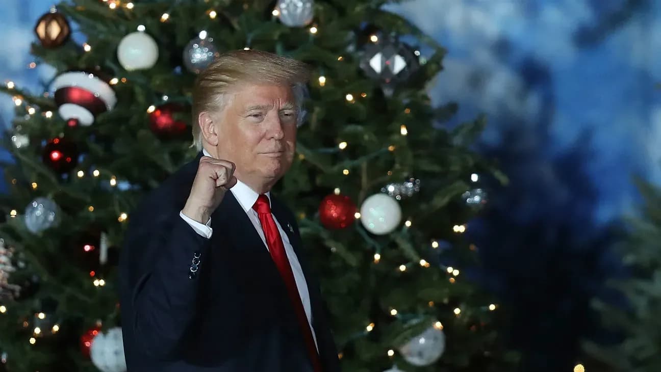 Trump uron Krishtlindjen: Zoti e bekoftë Amerikën