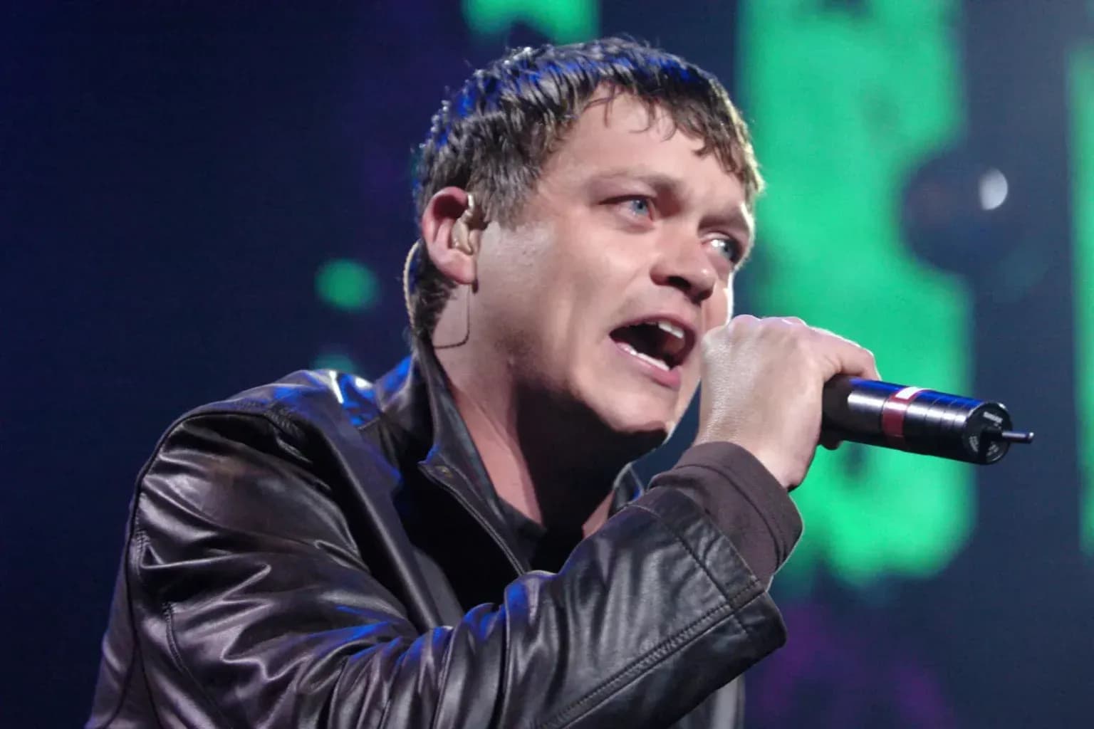 Vdes vokalisti i grupit “3 Doors Down”