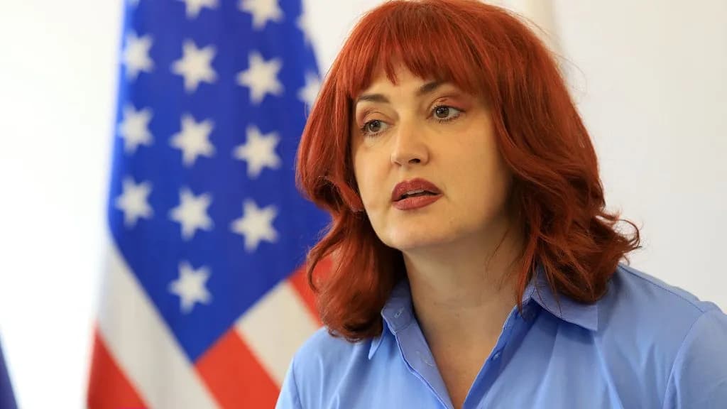Çështja e Presidentit, Hoxha: Vazhdimësi e bllokadës