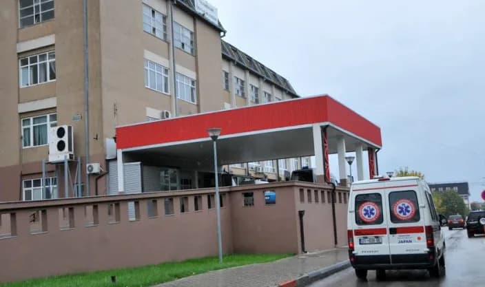 “Dorëzohet” QKUK, rikthen çmimin 50 centë për parking