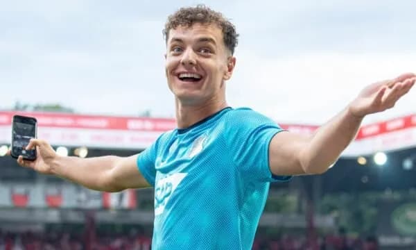 Mos e humbisni gooolin e bukur të Fisnik Asllanit