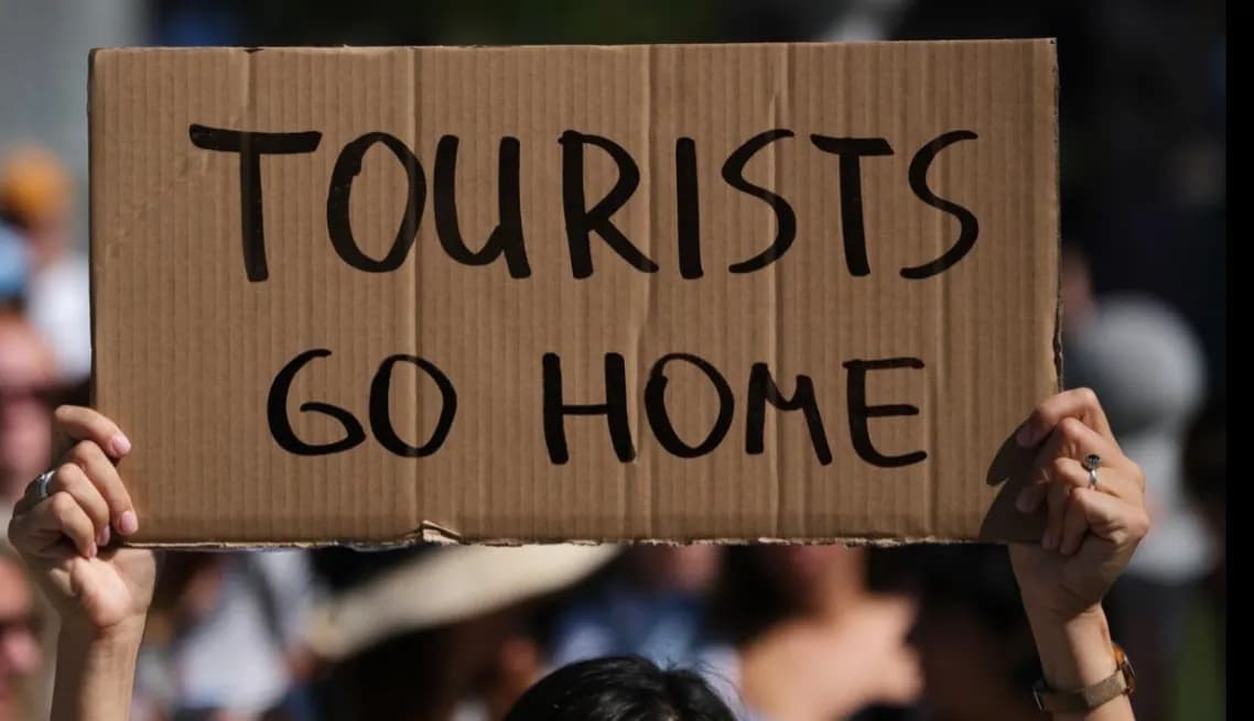 Barcelona po i mbyll apartamentet Airbnb në qytet