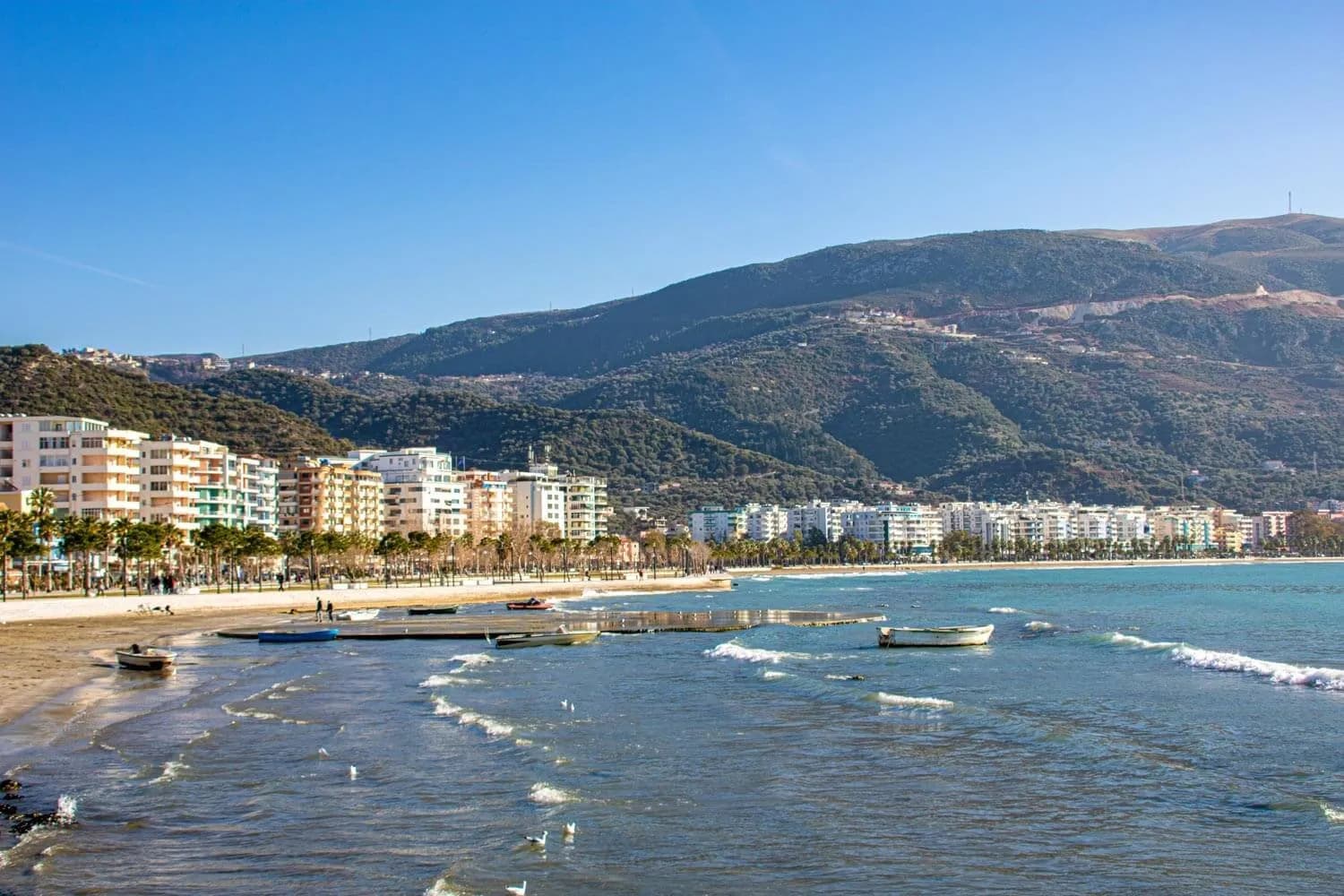 Vlorë: Gjendet e mbytur në det 29-vjeçarja