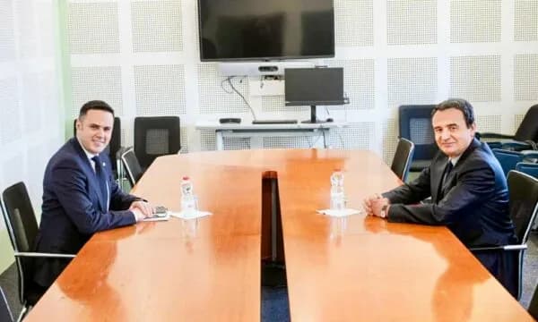 Takimi Kurti-Abdixhiku, vjen reagimi nga VV-ja