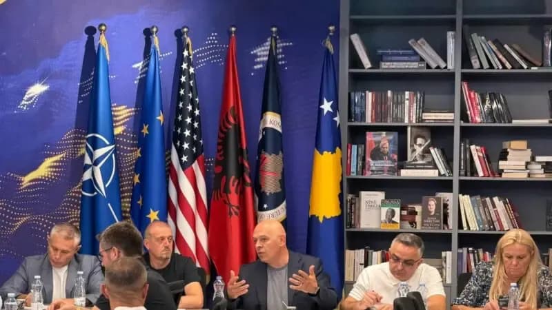 Aleanca mban sot mbledhje të Kryesisë