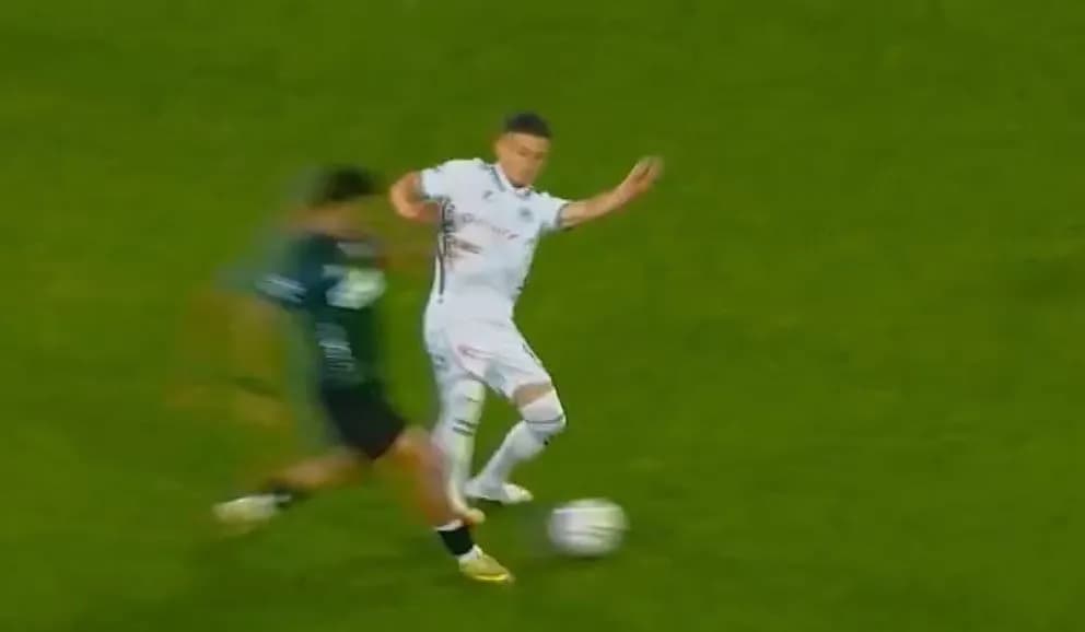 Enis Bardhi e bën “të zezën”, përjashtohet tre minuta pasi u fut në lojë!