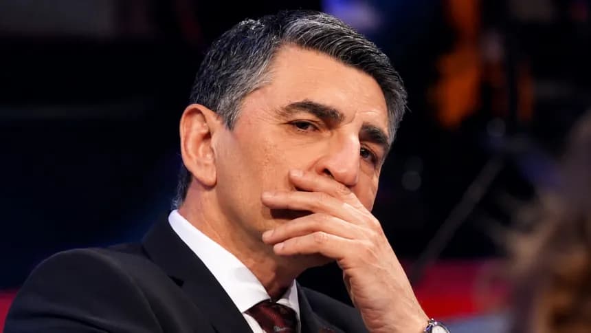 Kosova kërkon president konsensual, TikTok-u e ‘gjen’: Besim Dina
