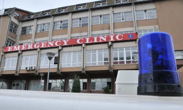 Emergjenca në QKUK trajtoi 343 raste gjatë 24 orëve të fundit, 32 prej tyre ishin lënduar në aksidente trafiku