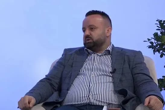 Ish-kandidati i PDK-së për deputet e porosit tepihun që do t'u shtrohet ish-krerëve të UÇK-së