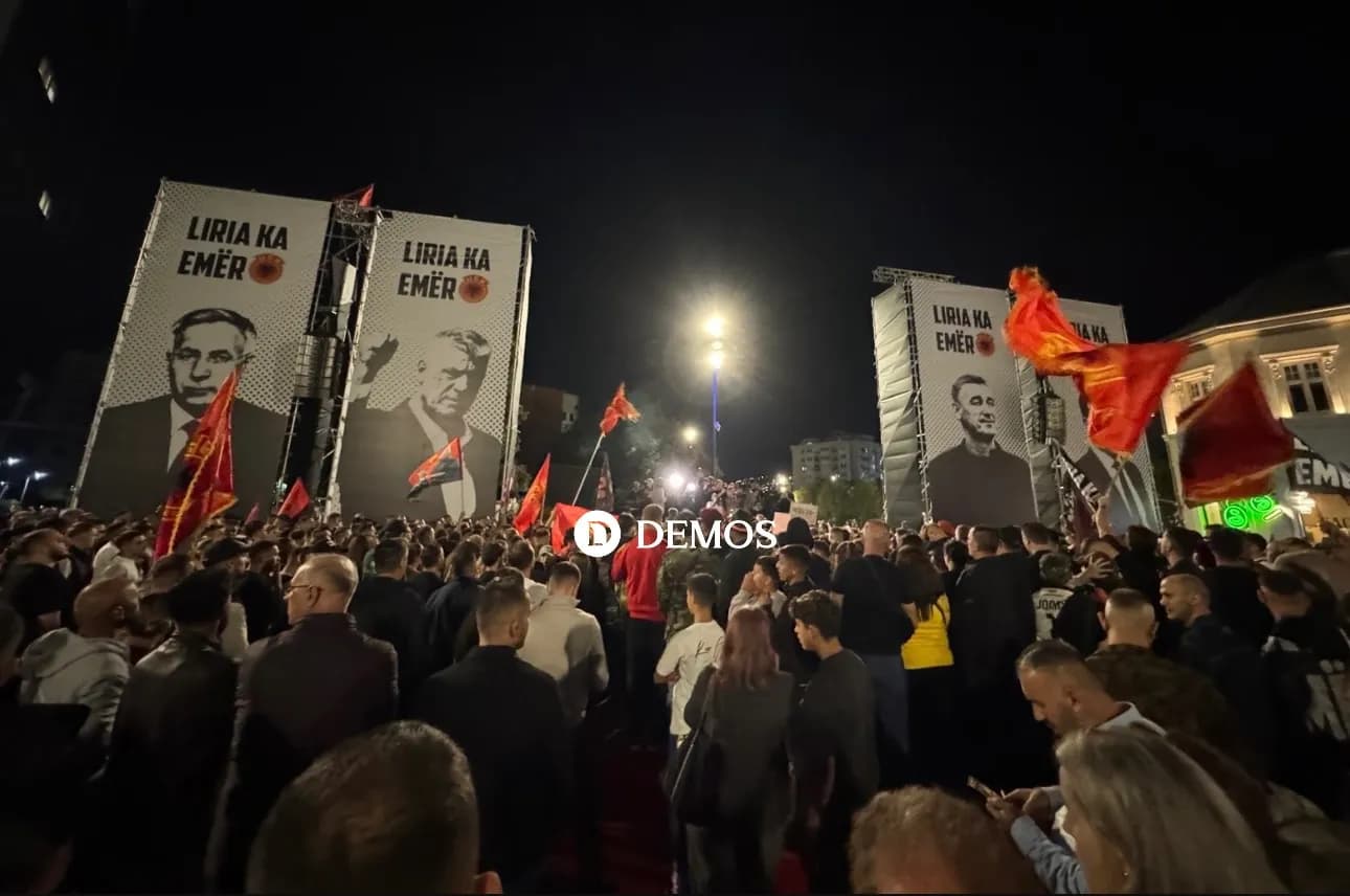 “Jo në emrin tim’’, fillon protesta në Prishtinë, mblidhen qindra qytetarë