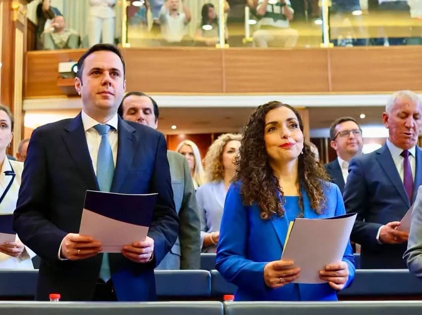Abdixhiku: Unë dhe Vjosa bëmë atë që s’e ka bërë askush në politikën kosovare me vite