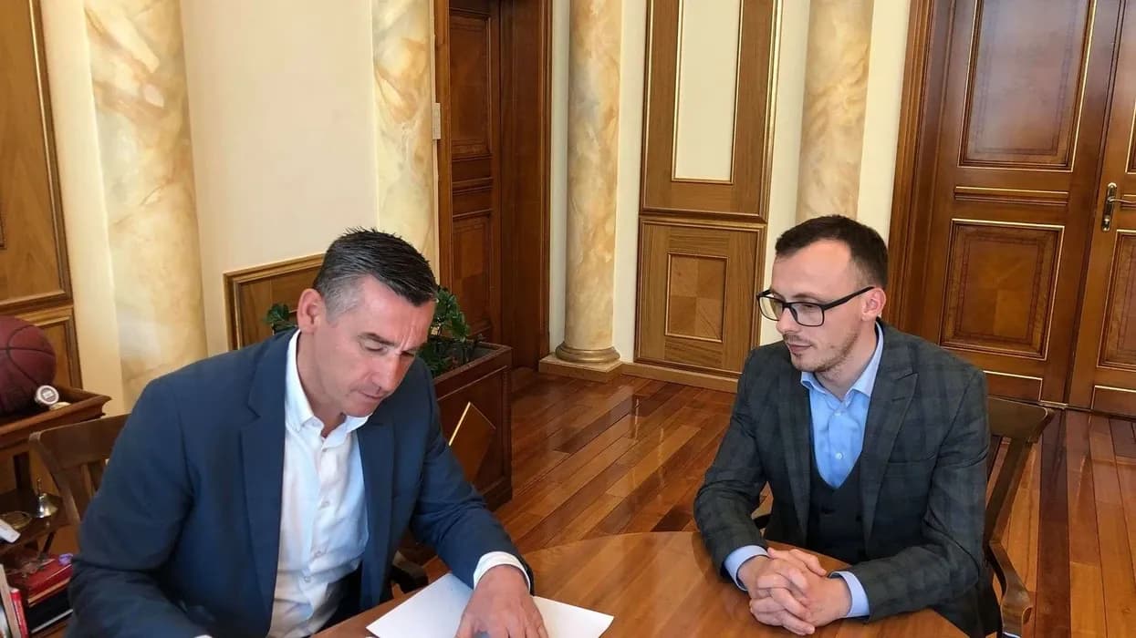 Bytyçi i ekipit të Kadri Veselit: Mbrojtja e katërshes veproi si një ekip, në Hagë mungoi veç prania e shtetit të Kosovës