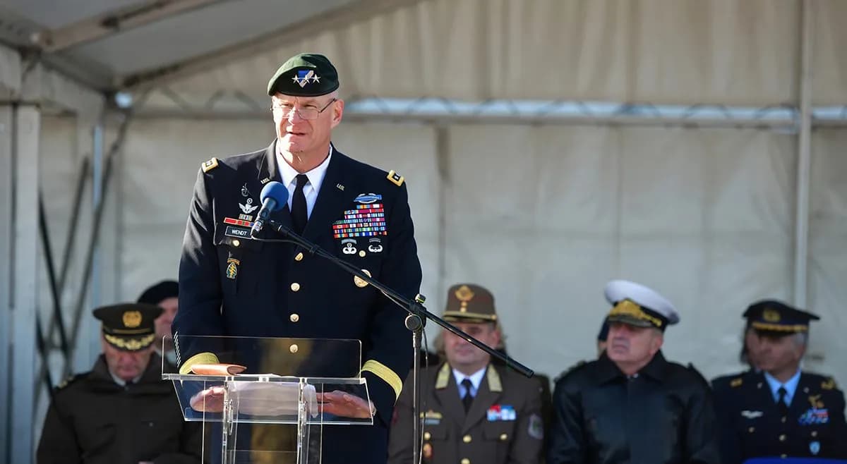 “Gjenerali” amerikan merr zyrtarisht rolin e Ambasadorit në Shqipëri