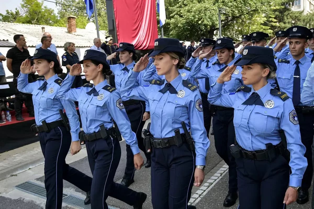 Policia e Kosovës shënon 27-vjetorin me ceremoni solemne festive