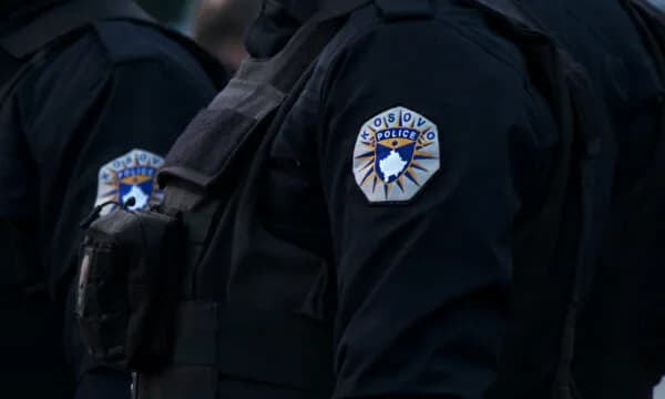 Dyshohet se u vodhën para nga arka e bamirësisë në një xhami në Lipjan
