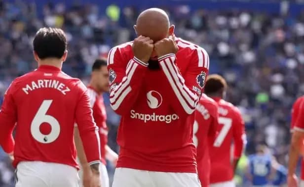 Man United ndan pikët me Everton