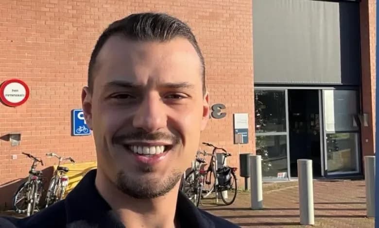 “UÇK simboli që na bashkon”, Endriti emocionohet nga performanca e Yllit