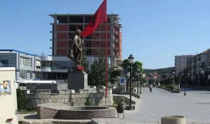 “Liri për Çlirimtarët”, nxënësit e Skenderajt protestojnë të hënën