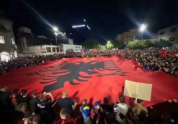 Çitaku: Kosova në këmbë, s’kemi me u ndalë