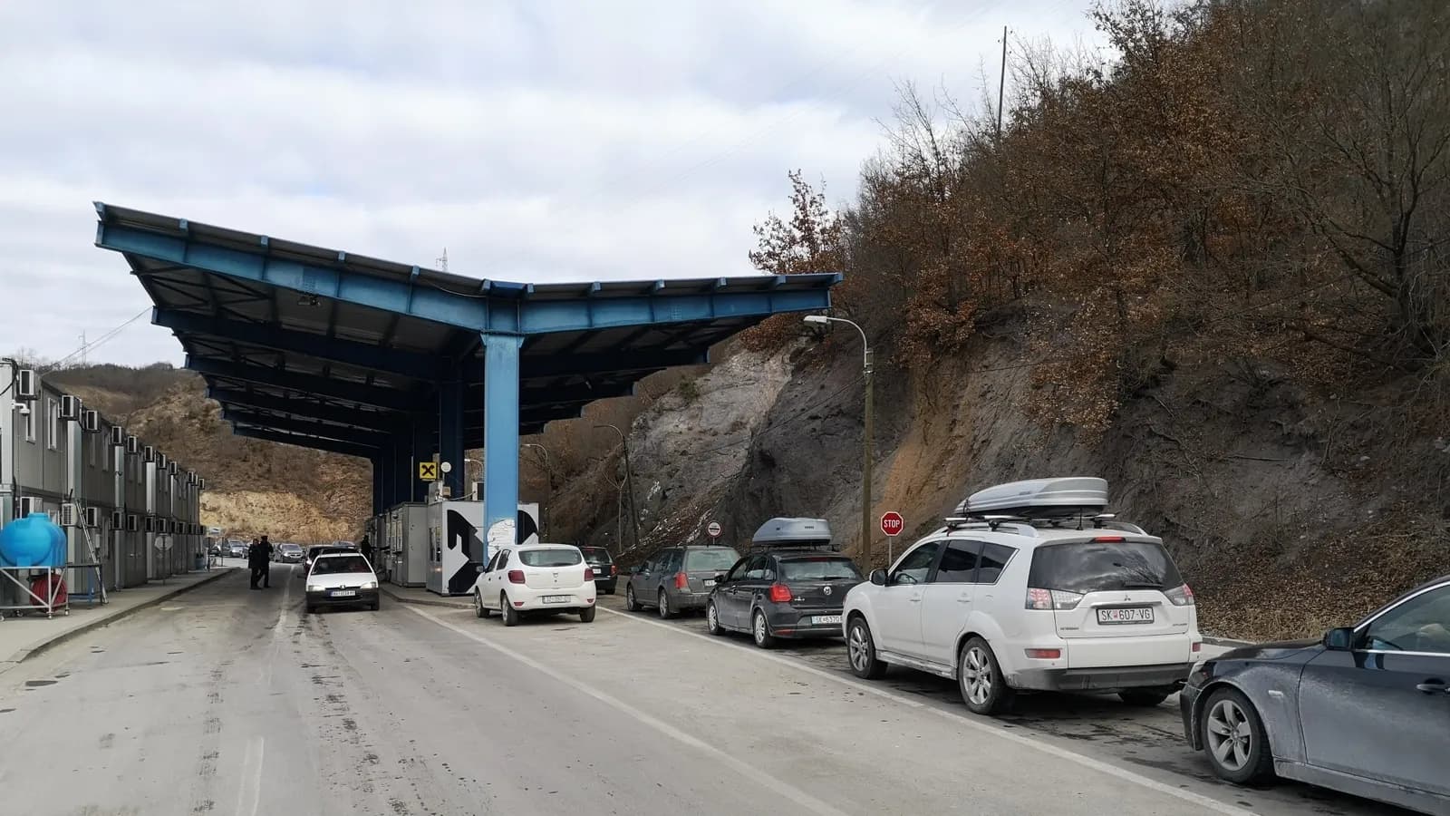 Kufijtë pa kolona, pritjet arrijnë deri në 10 minuta