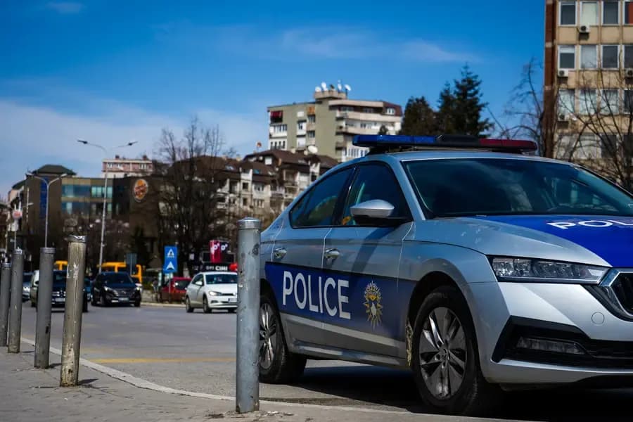 Prishtinë: Një grua rrah një tjetër, përfundon në Polici