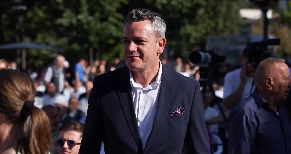 Arben Gashi-VV’së: Dita e përgjegjësisë po vjen, s’mund ta mbani Kosovën peng