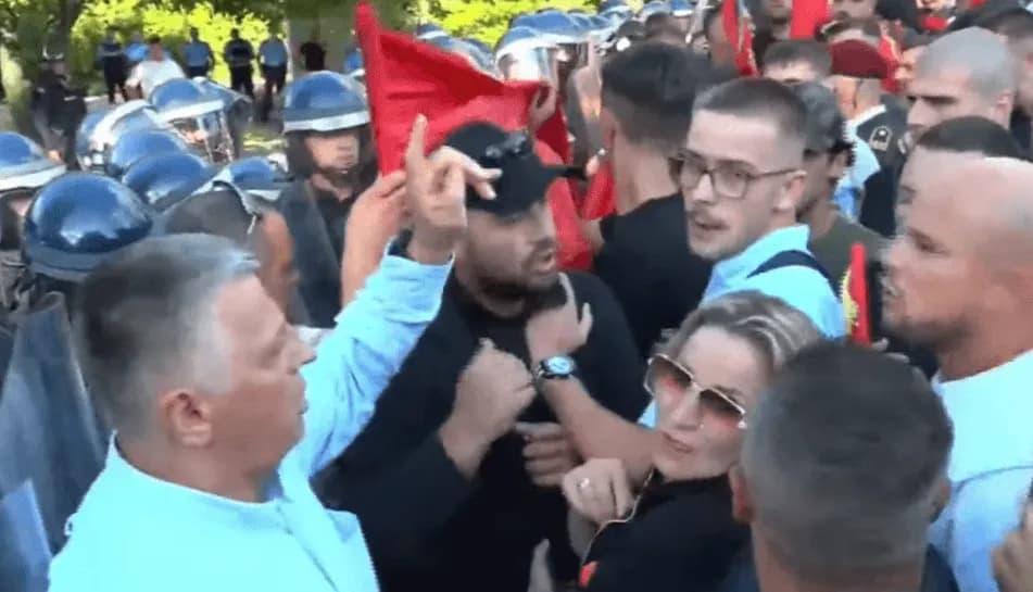Haradinaj tenton t’i qetësojë qytetarët: S’kemi asgjë me policinë tonë