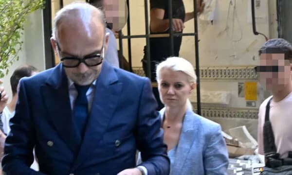Vdekja e këngëtarit grek Giorgos Mazonakis, dy mjekë nën hetim! Pritet autopsia e të ndjerit