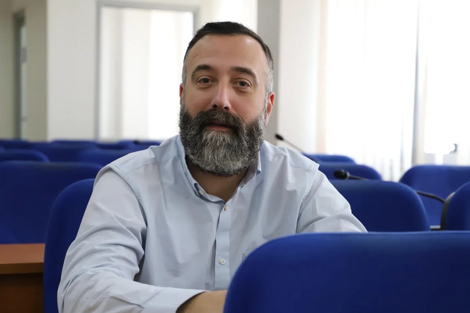 Jep dorëheqje nga partia asambleisti i LDK-së: Nuk pajtohem me qëndrimin ndaj krerëve të UÇK-së në Hagë