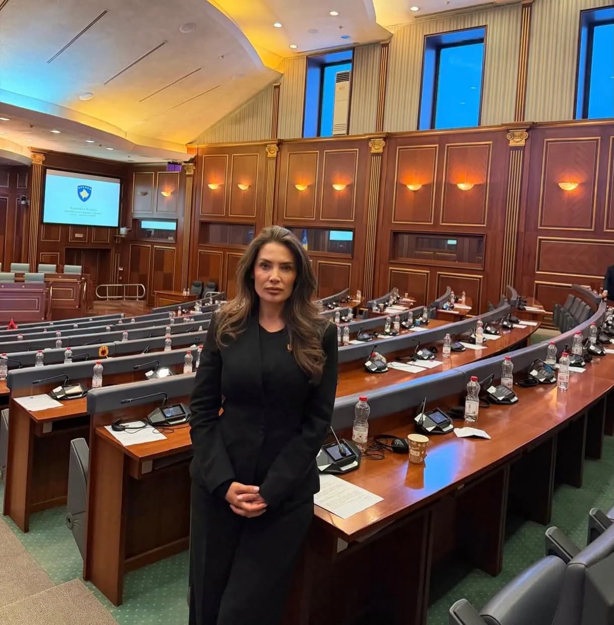 Musliu- Shoshi: Po qëndrojmë në Kuvend, kërkojmë votimin e Ligjit në lexim të dytë