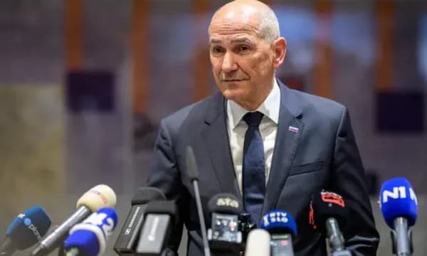 Kryeministri Janez Jansha thotë se punëtorët nga Kosova s’janë vlerë e shtuar për Slloveninë
