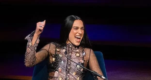 "Shembull për dashurinë ndaj librave", Dua Lipa merr pjesë në Festivalin e Letërsisë në Londër