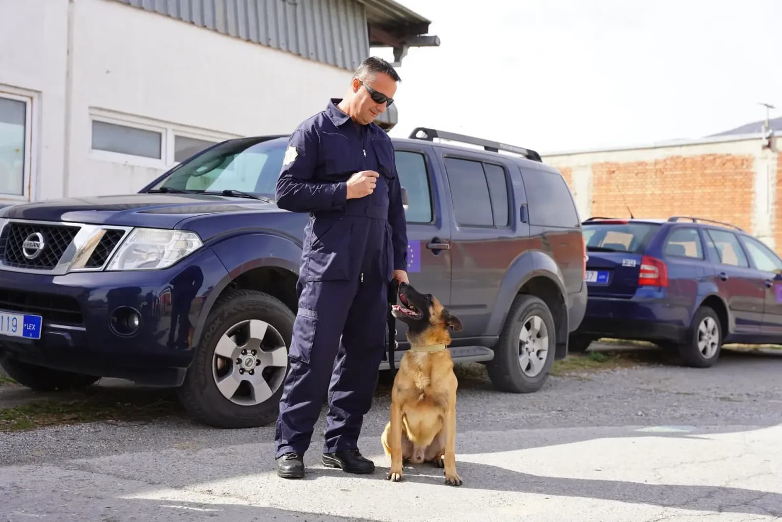 EULEX trajnon Policinë e Kosovës për përdorimin e qenve K-9
