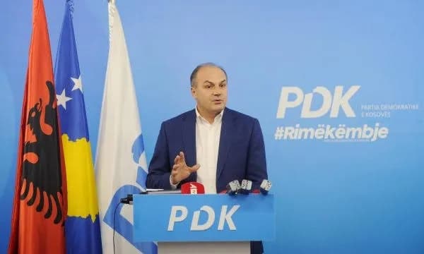 Hoxhaj uron 27-vjetorin e PDK-së: UÇK-ja solli çlirimin, PDK-ja i priu shtetformimit
