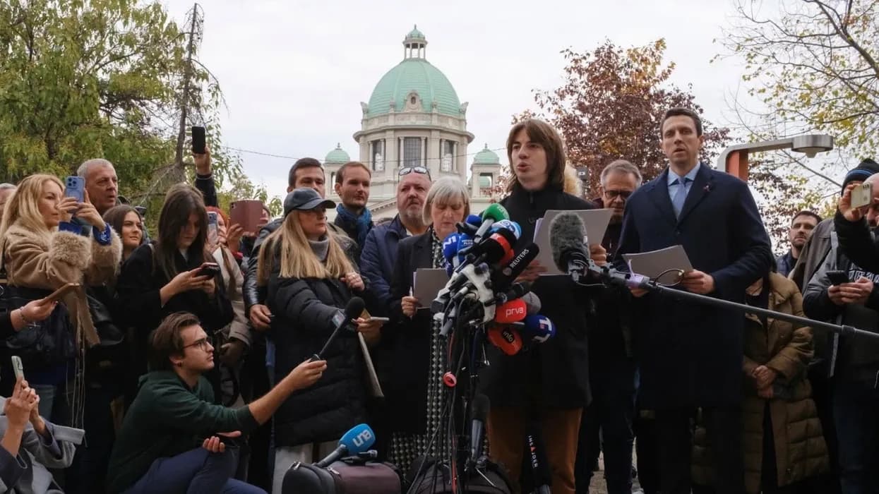 Pushteti i ri në Beograd, pa shenja për ndryshim të qëndrimit ndaj Kosovës