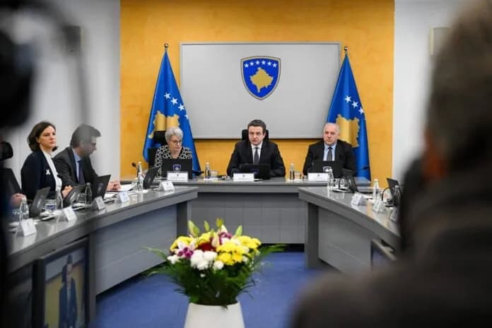 A nisi Qeveria punën për strategjinë shtetërore për Hagën?