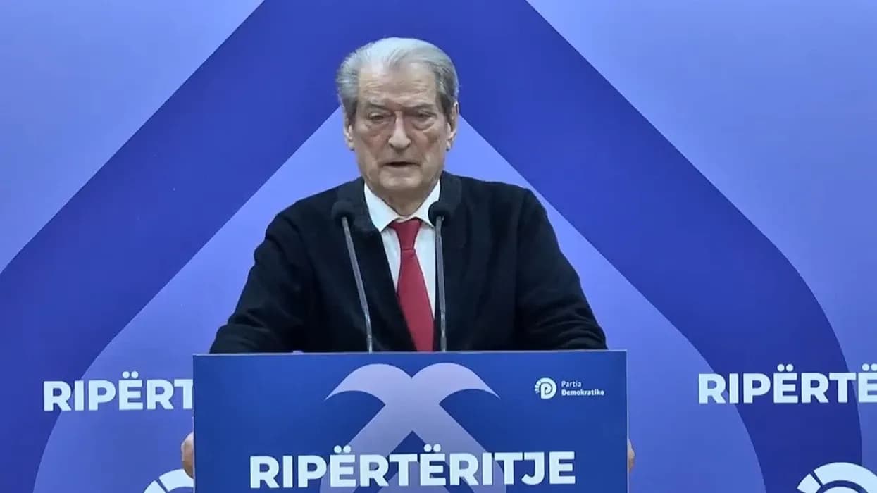 Sali Berisha bën thirrje për mos bindje civile