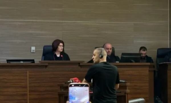 Kritika që seanca për rastin e Liridona Ademajt u mbyll për publikun, Gjykata e Apelit si arsye përmend “mbrojtjen e jetës private”