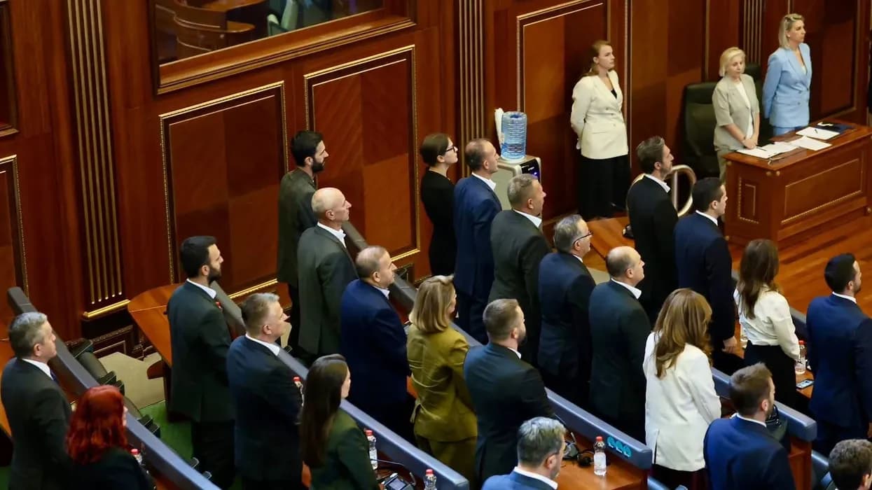 PDK reagon para seancës për Ligjin e Speciales: Për UÇK-në, çlirimtarët e drejtësinë