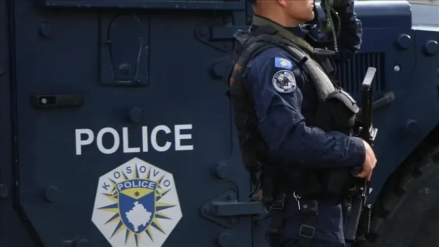 Policia në Prishtinë ndalon një person të kërkuar