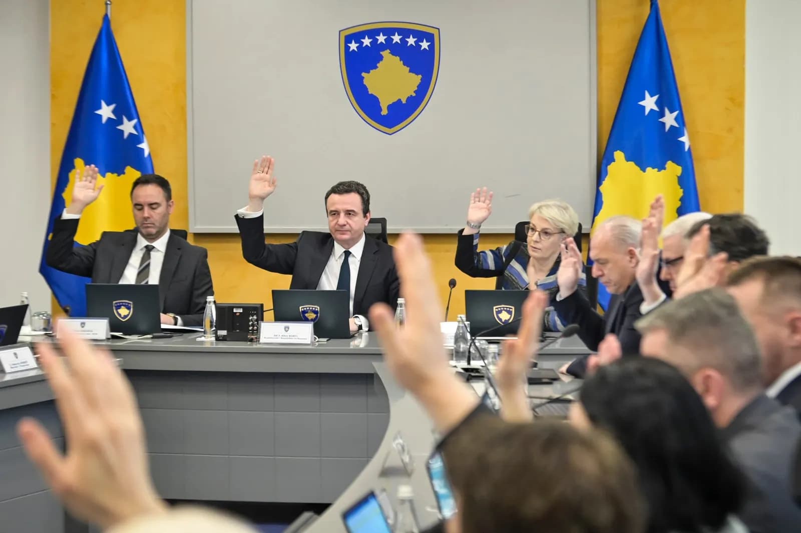 Qeveria mban mbledhje, merr një vendim!