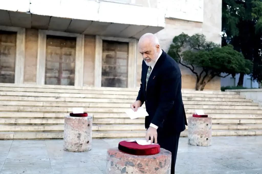 Edi Rama do dialog, përsërit thirrjen për studentët